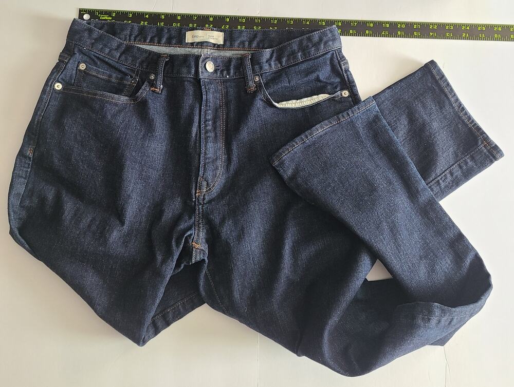 Gap Men's 1969 Athletic Taper Jeans Dark Indigo Blue Denim 33/32